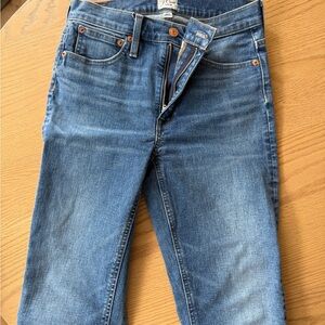 J. Crew Women's Jeans 9” Billie Demi Boot Crop Medium Blue Size 27 / 4